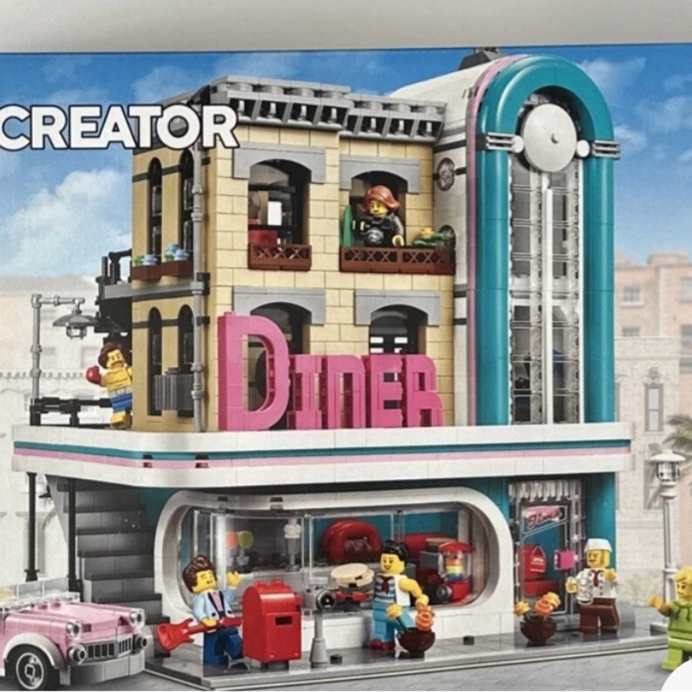 LEGO Creator Retro Diner with Pink and Blue Accents; Retired Set